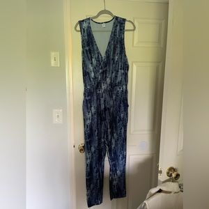 Old Navy Romper in Excellent Condition